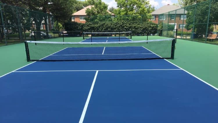 How much does it cost to build a pickleball court